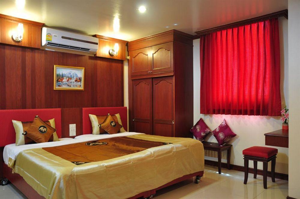 Sky Inn 2 Bangkok Extérieur photo
