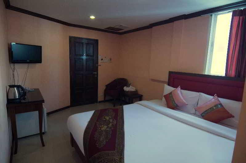 Sky Inn 2 Bangkok Extérieur photo