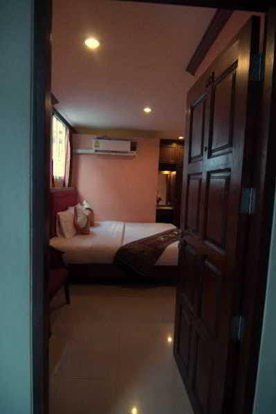 Sky Inn 2 Bangkok Extérieur photo