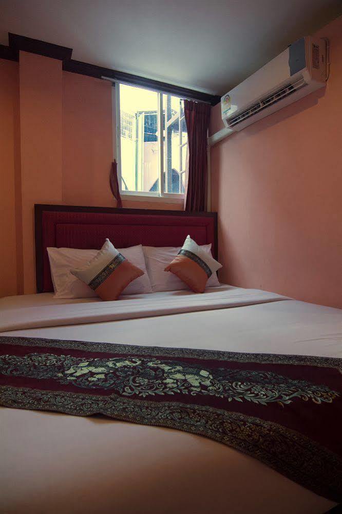 Sky Inn 2 Bangkok Extérieur photo