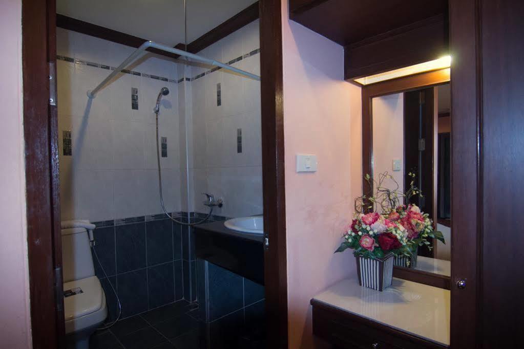 Sky Inn 2 Bangkok Extérieur photo