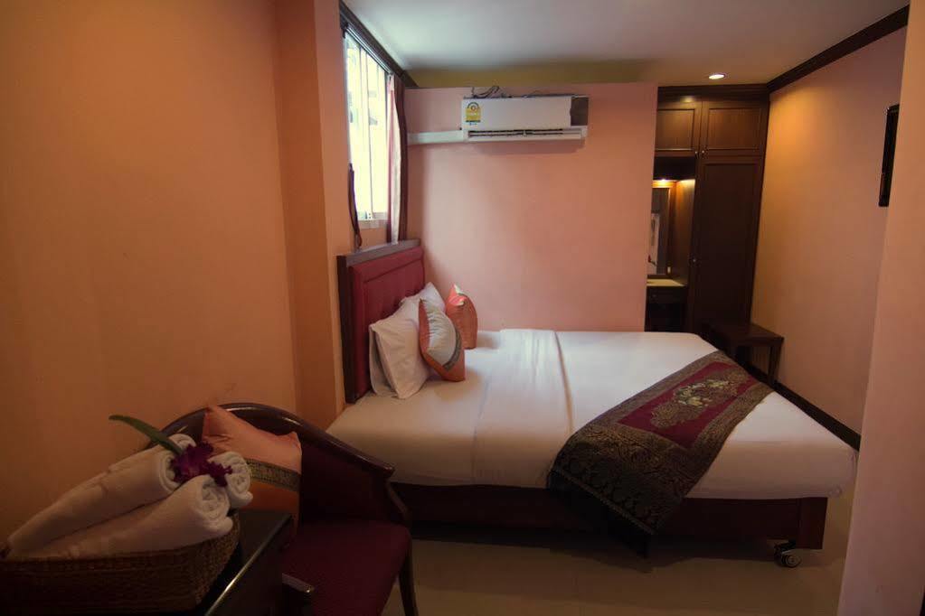 Sky Inn 2 Bangkok Extérieur photo